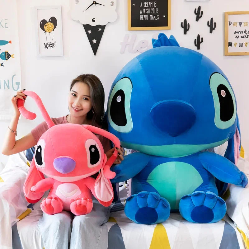 Giant Size Lilo & Stitch Couple Models